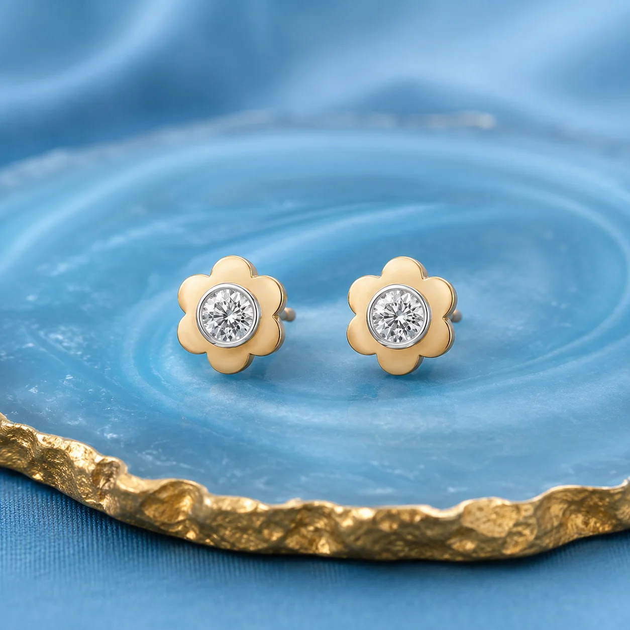 Daisy Spark Studs
