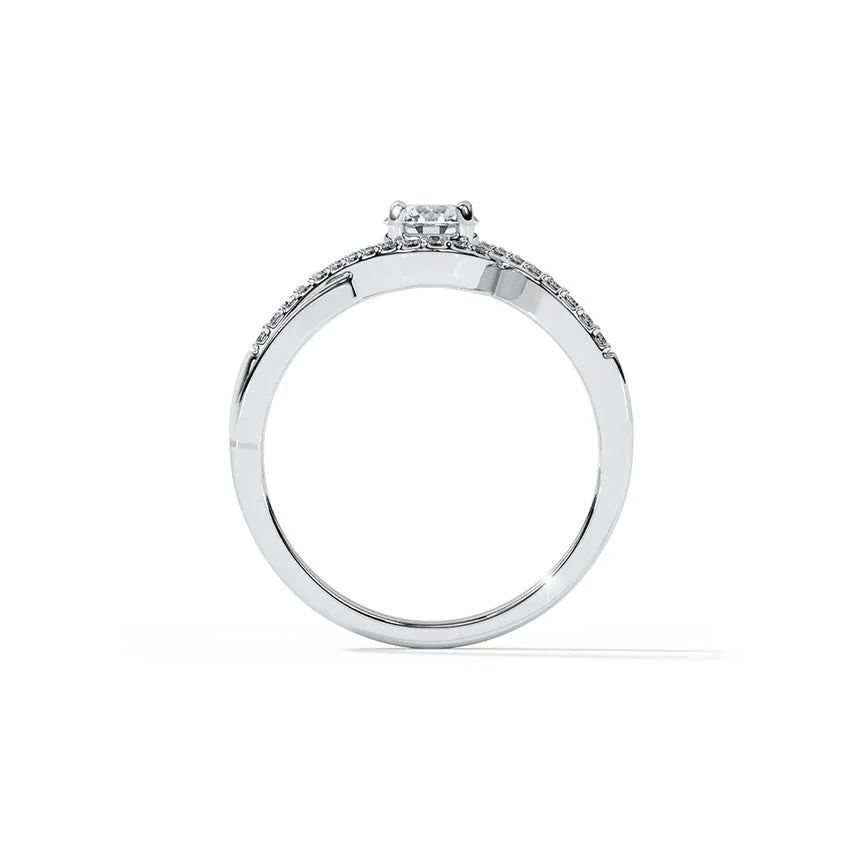 Everflow Diamond Halo Ring