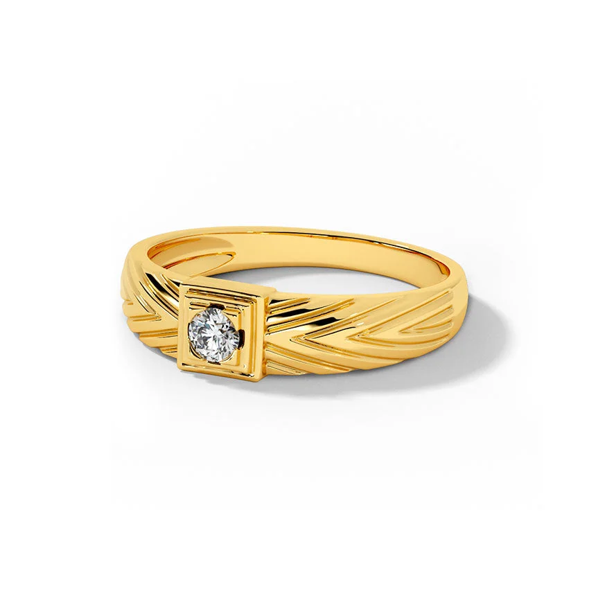 Monarch Edge Diamond Ring