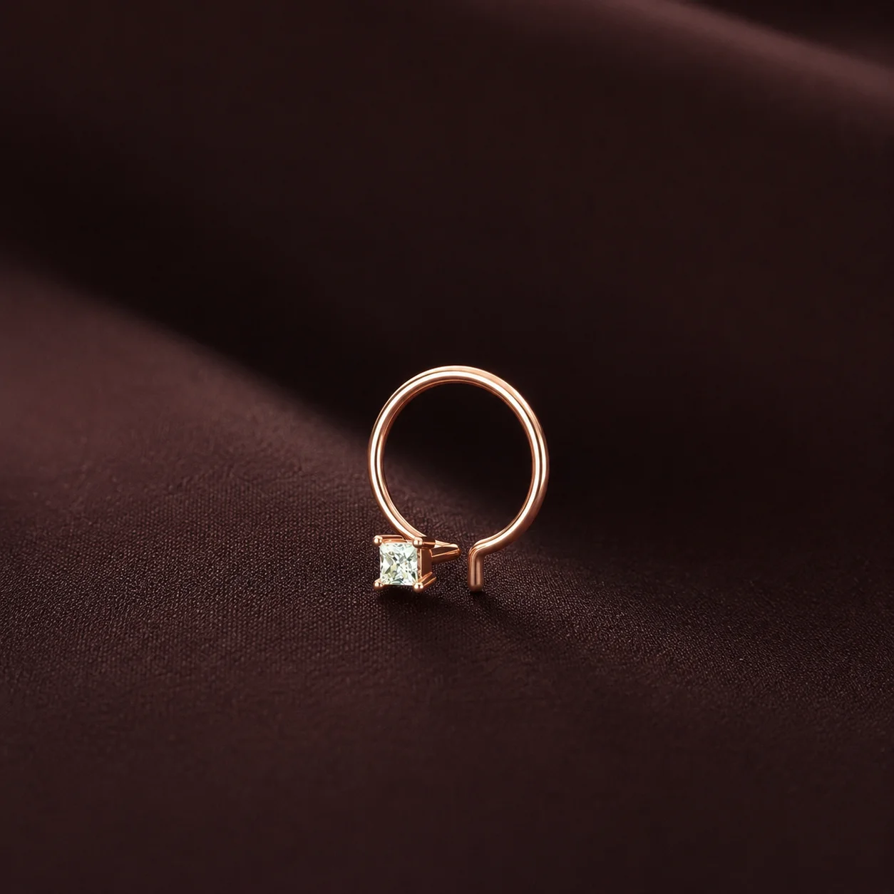 Solitaire Whisper Nose Ring