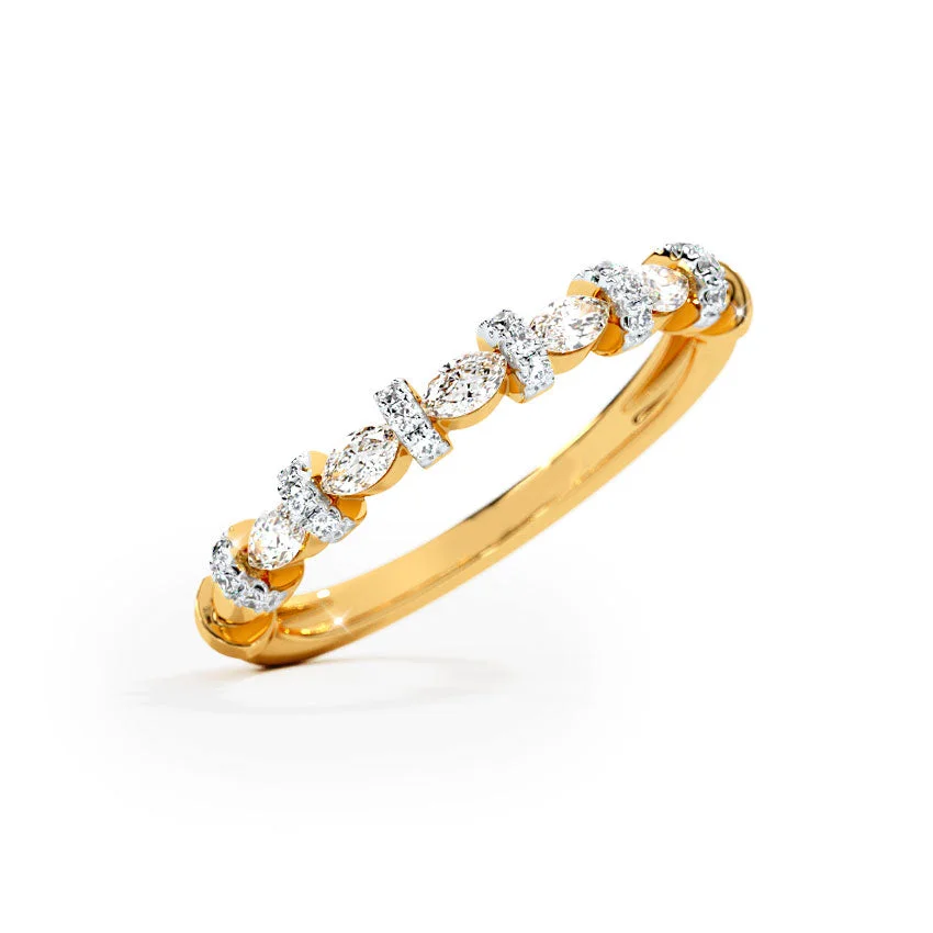 Lustre Link Diamond Ring
