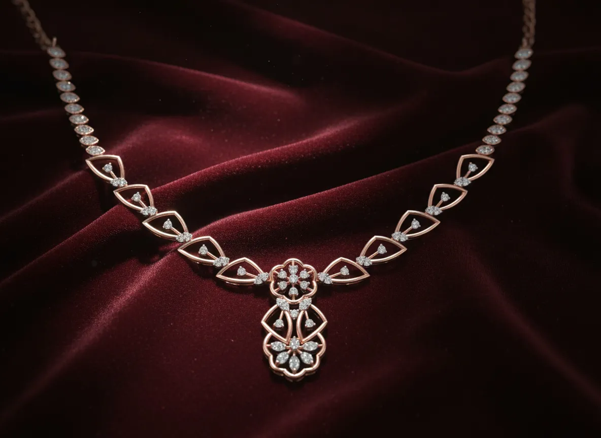Avelisse Bloom Necklace