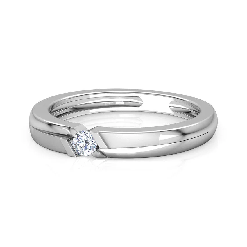 Nova Solitaire Diamond Ring